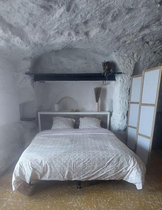 Troglo Entre Caves Et Chateaux Монлуї-сюр-Луар Екстер'єр фото